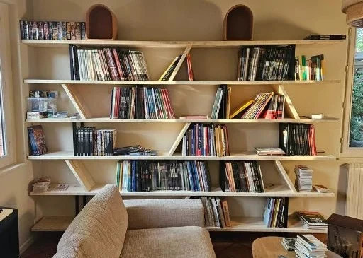bibliothèque en bois fabriqué à Toulouse